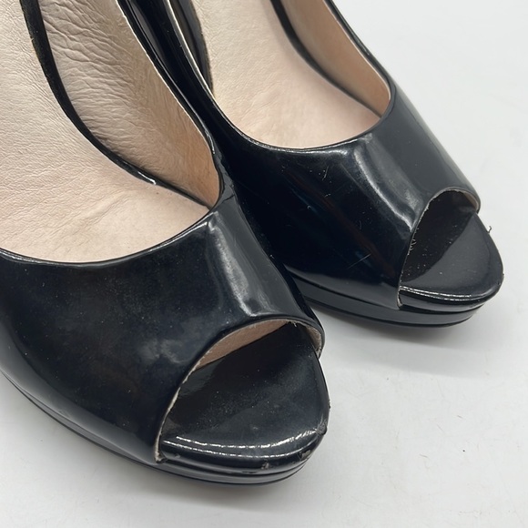 Kenneth Cole Giselle Peep Toe Black Patent Leather Stiletto Heels Sz 9. BHE0942B - Picture 3 of 13